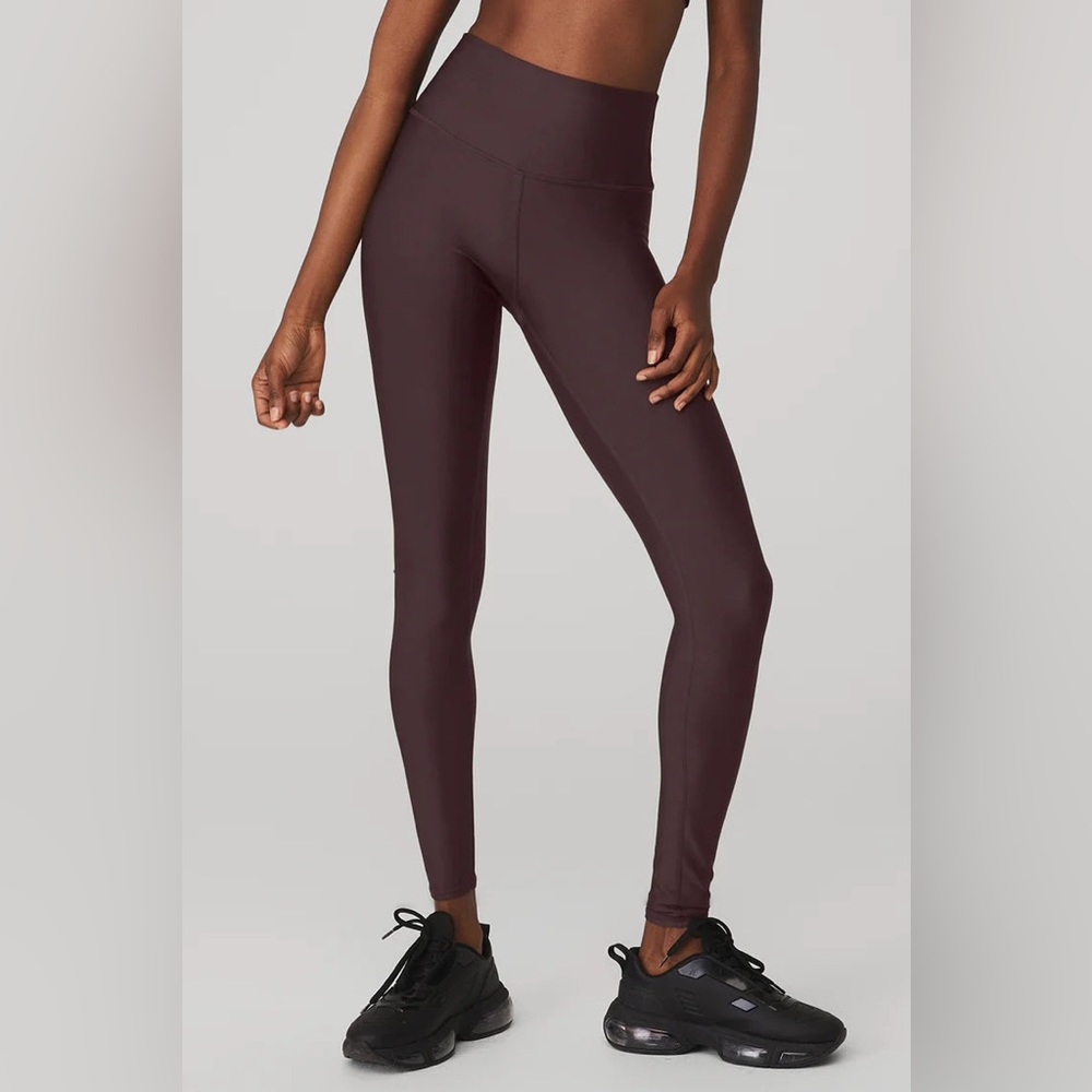 Alo Yoga- Airlift leggings (Raisin)